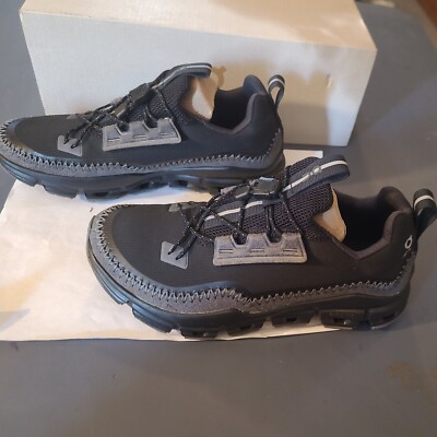 ON Cloudaway Womens Size 5 Black/rock