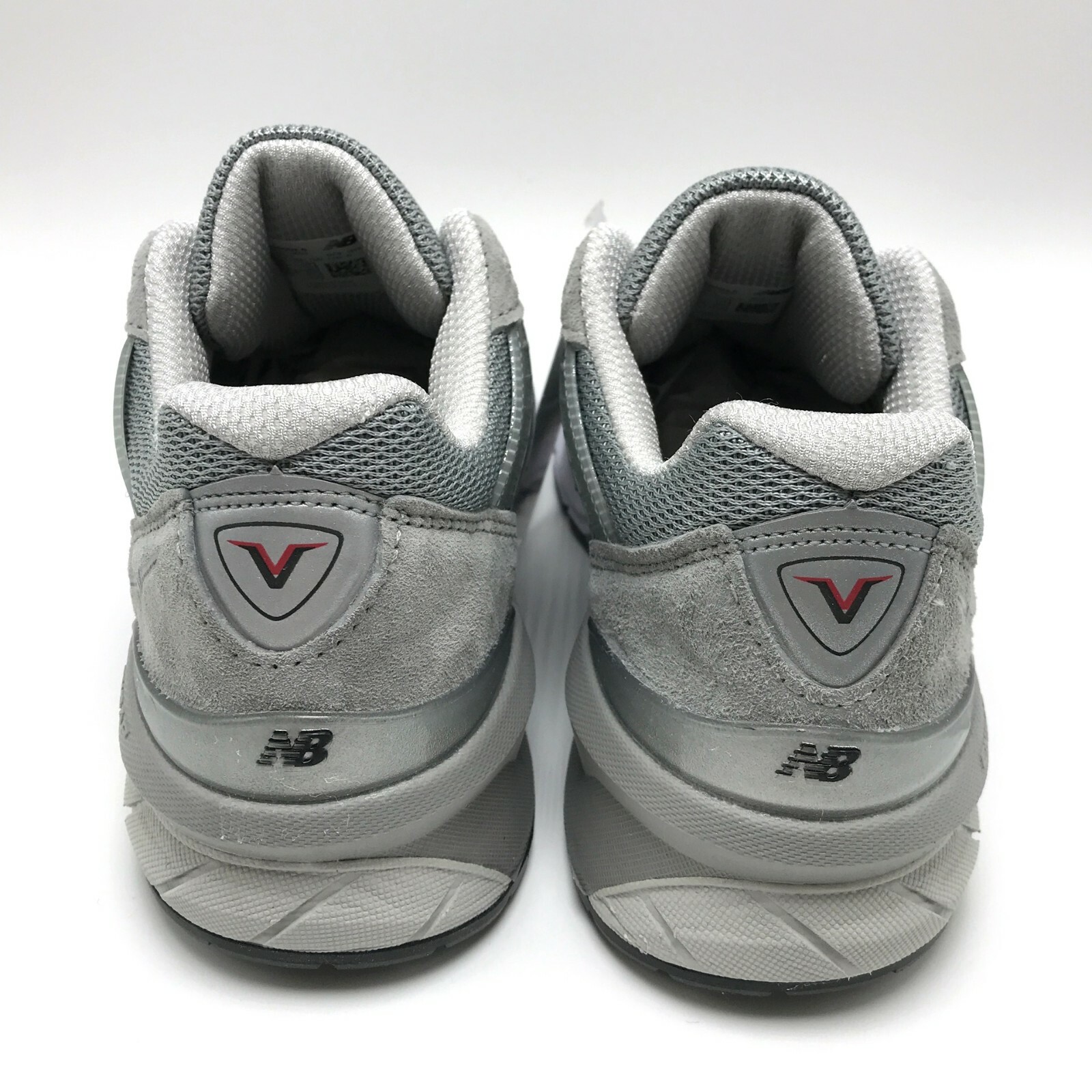 New Balance 990 v5 Grey (W) Made in USA Women's Sport Shoe W990GL5: купить  с доставкой из США, цена 23 938 руб - (174866007966)