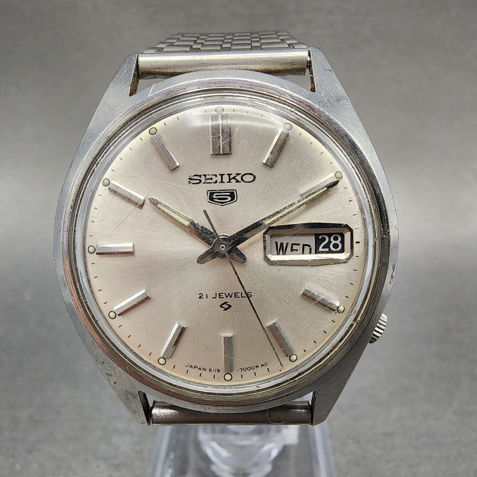 Seiko 5 Watch Men 35mm White Dial Silver Tone Daydate Automatic