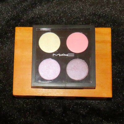MAC Cutie From Quite Cute '12 Coll. Eyeshadow Quad Palette RARE Disc