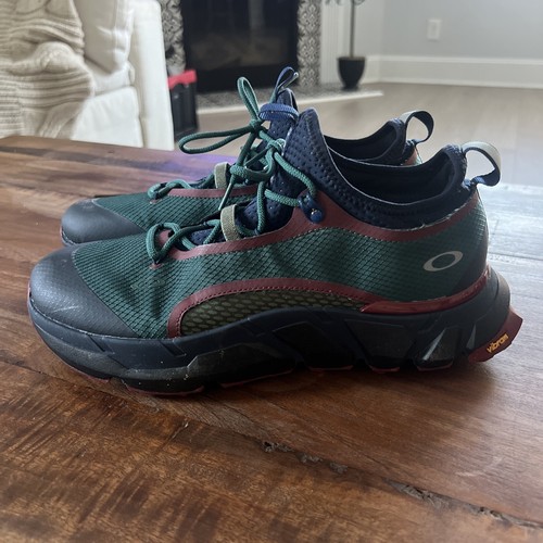 Oakley Light Shield Sneakers Mens 8.5 Green Hiking Shoes