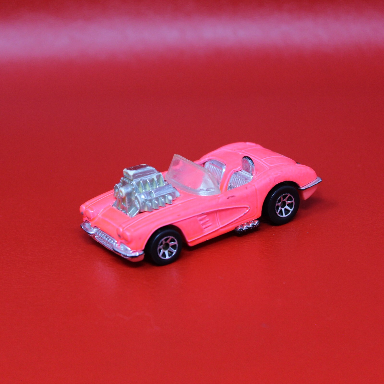 Vintage 1995 Hot Wheels #341 '58 Corvette Coupe Pink HW