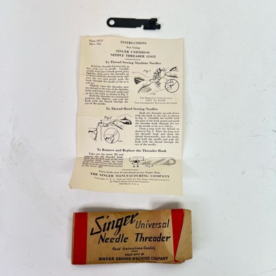 Singer Universal Needle Threader Vintage 1936 Sewing Original Leaflet & Envelope