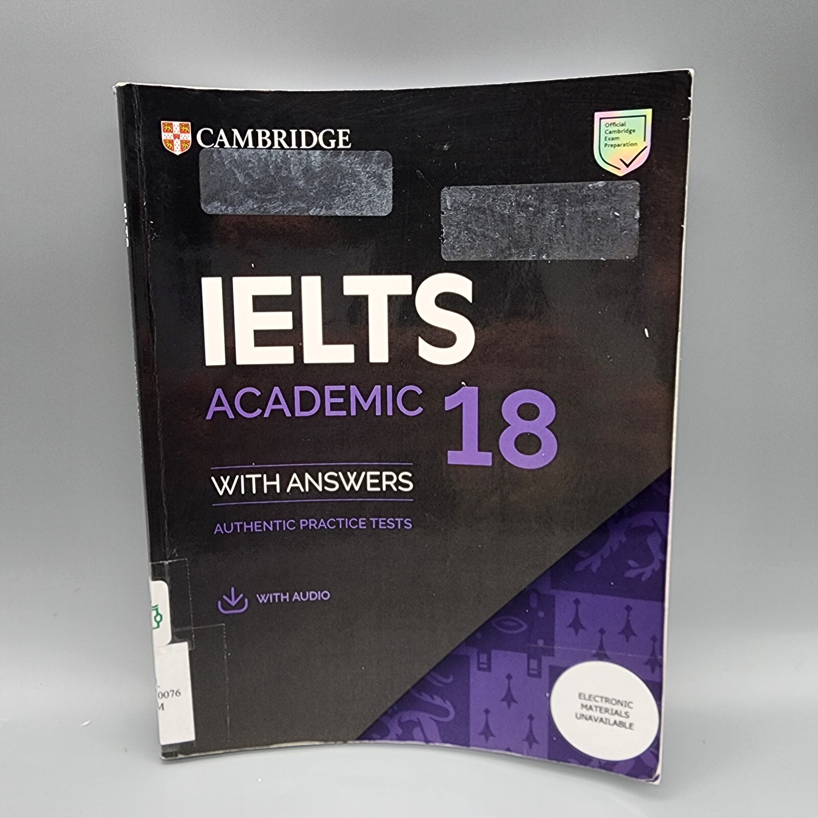 IELTS Academic 18 & IELTS対策本セット Amazon | IELTS 18 Academic Student's Book with Answers with