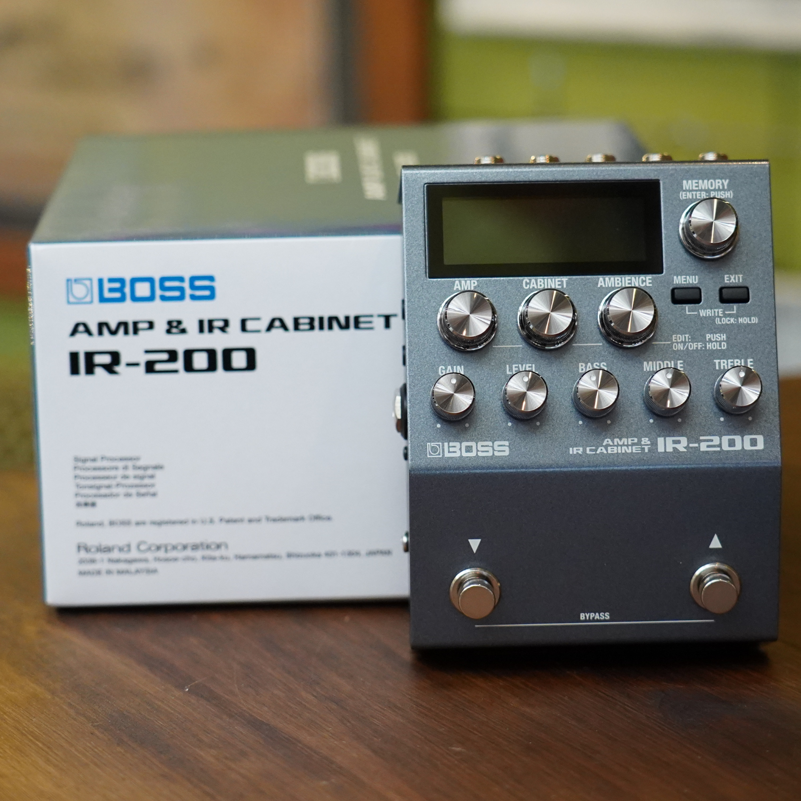 BOSS IR-200 AMP&CABINET PROCESSOR Guitar Effects Brand New BOSS IR-200 AMP&CABINET PROCESSOR Guitar Effects Brand New