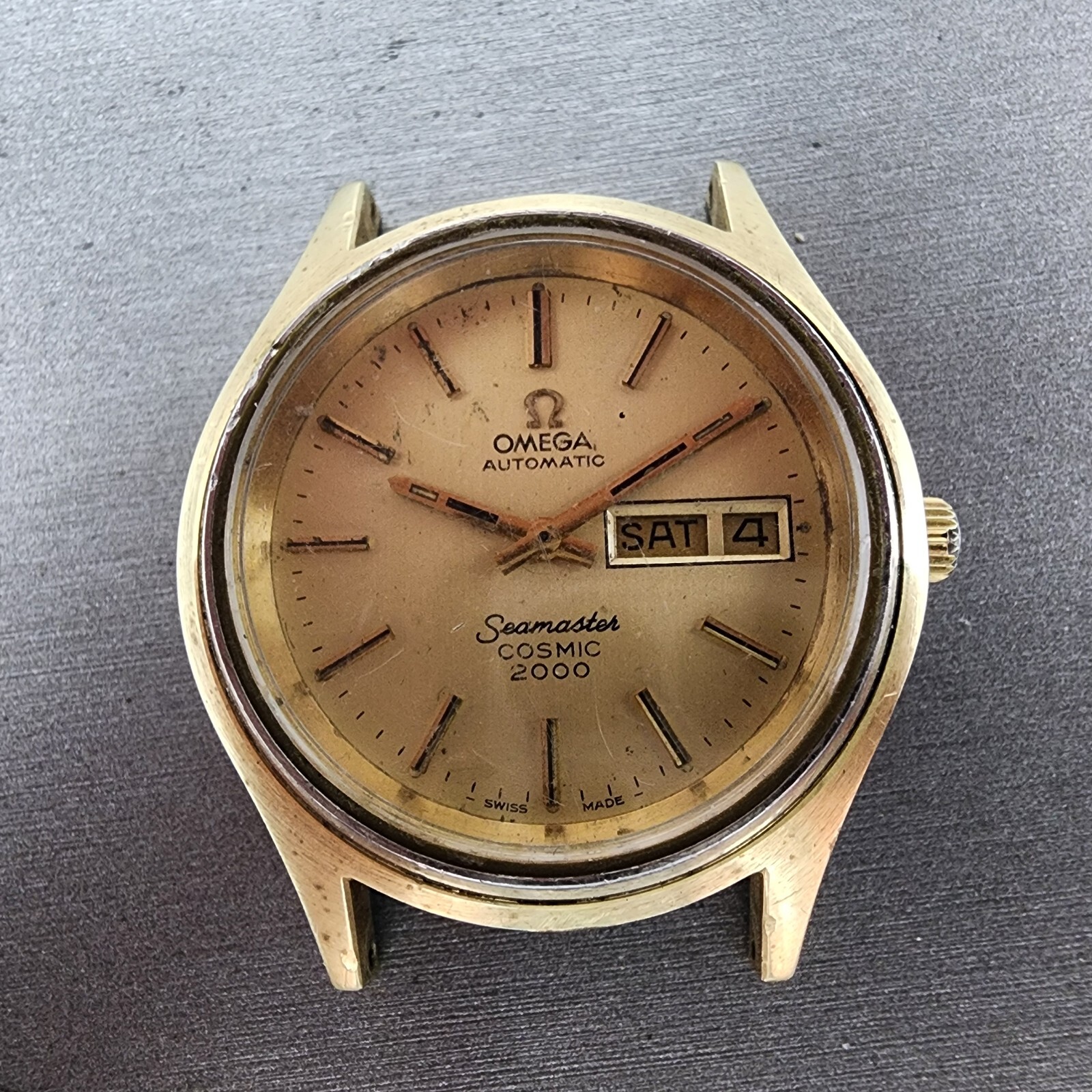 Omega Seamaster Cosmic 2000 Watch Men 39mm Gold Dial Gold
