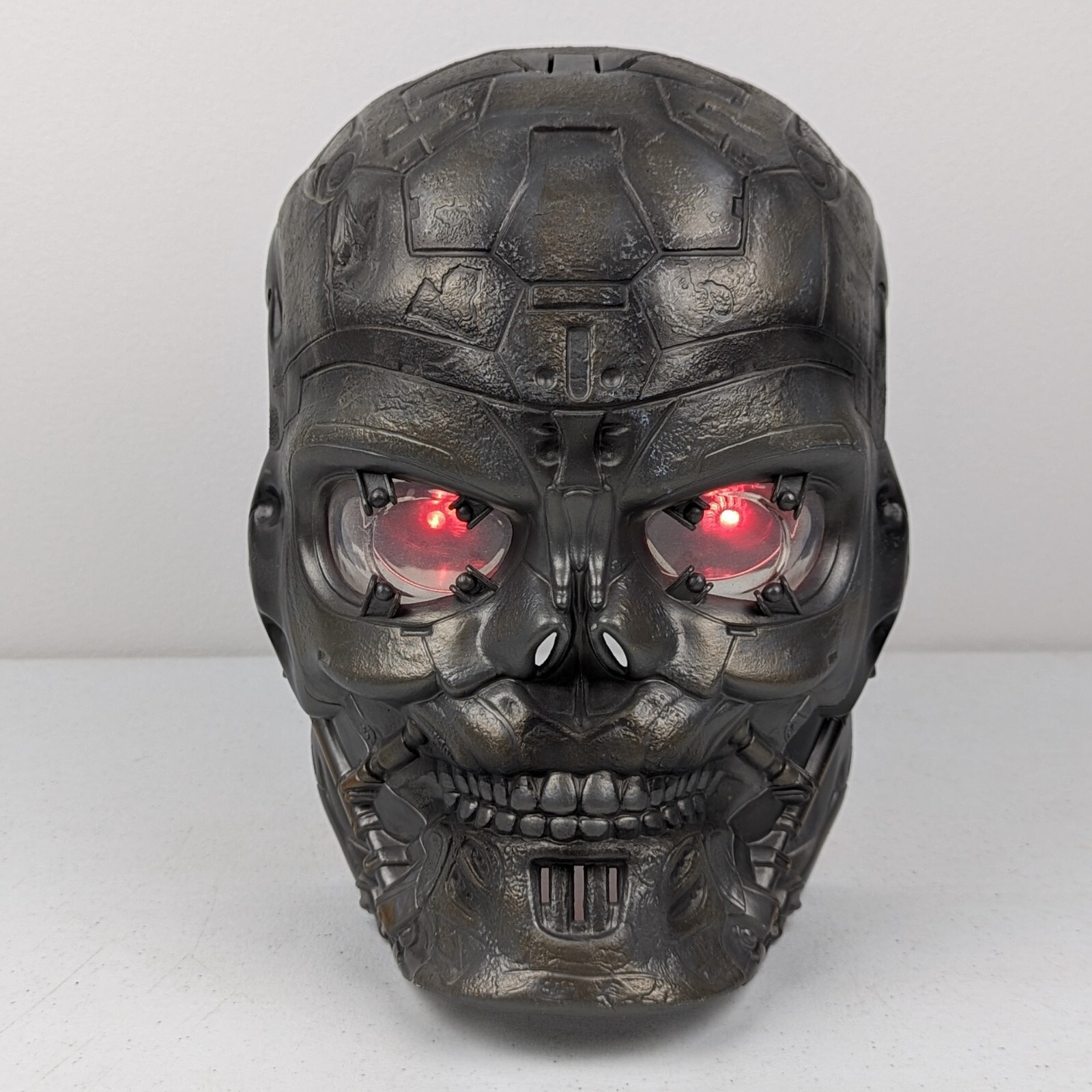 ターミネーター サルベーション T-600  ボイスチェンジャー RARE Terminator Salvation T-600 Voice N Vision Mask 2009 for