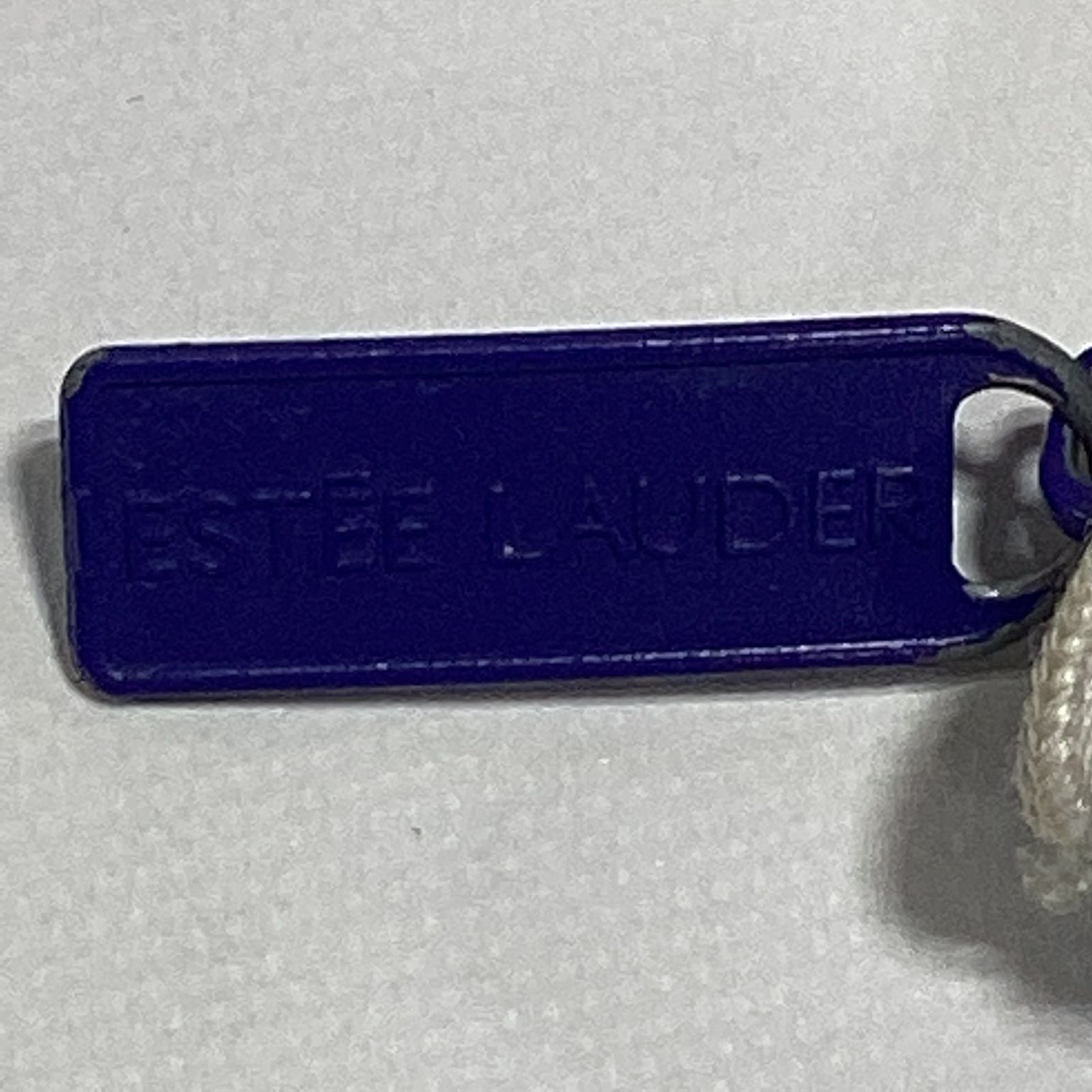 Picture 2 of 4