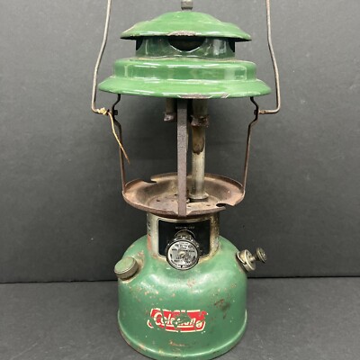 Vintage 1978 Coleman Lantern Model 220J Missing Glass