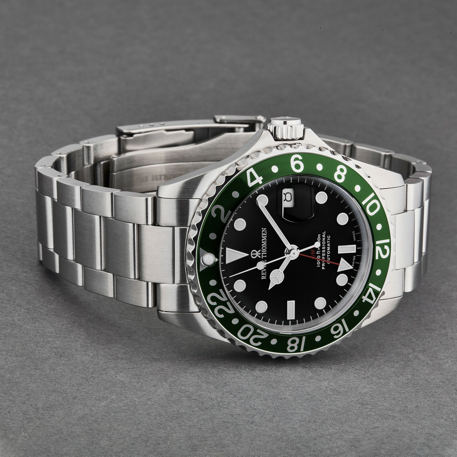Pre-owned Revue Thommen Men's Diver Black Dial Stainless Steel Automatic Watch 17572.2134