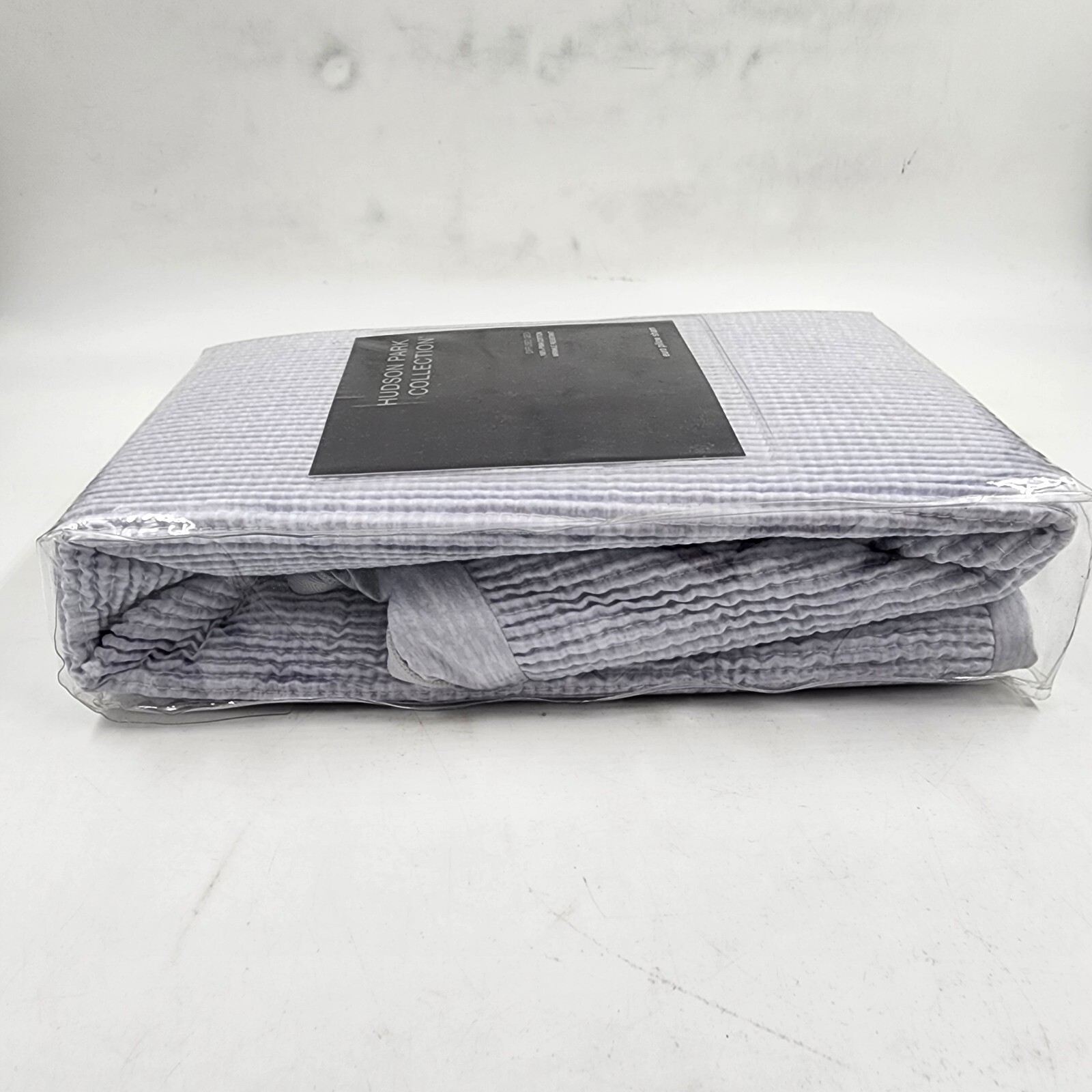 Hudson Park Collection Diffused Geo Euro Pillow Sham 26inx26in Gray Zip Closure+ - Picture 9 of 19