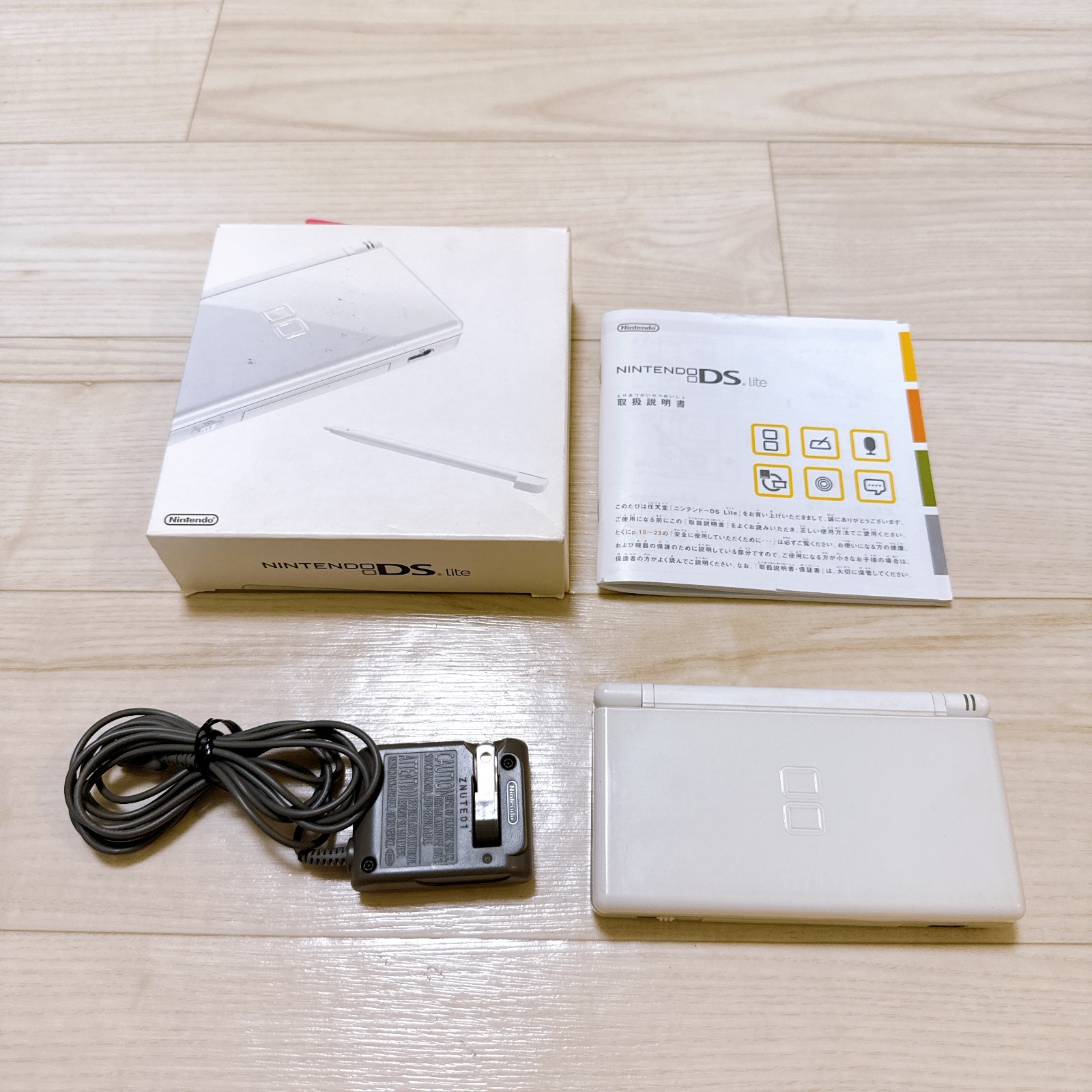 ニンテンドーDS Lite ソフト5枚 楽天市場】【DSソフト5本セット！】DSLite 本体 すぐに遊べる