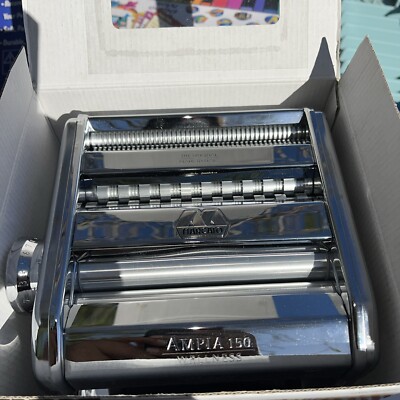 MARCATO Made in Italy Ampia 150 Classic Manual Pasta Machine, Chrome Steel