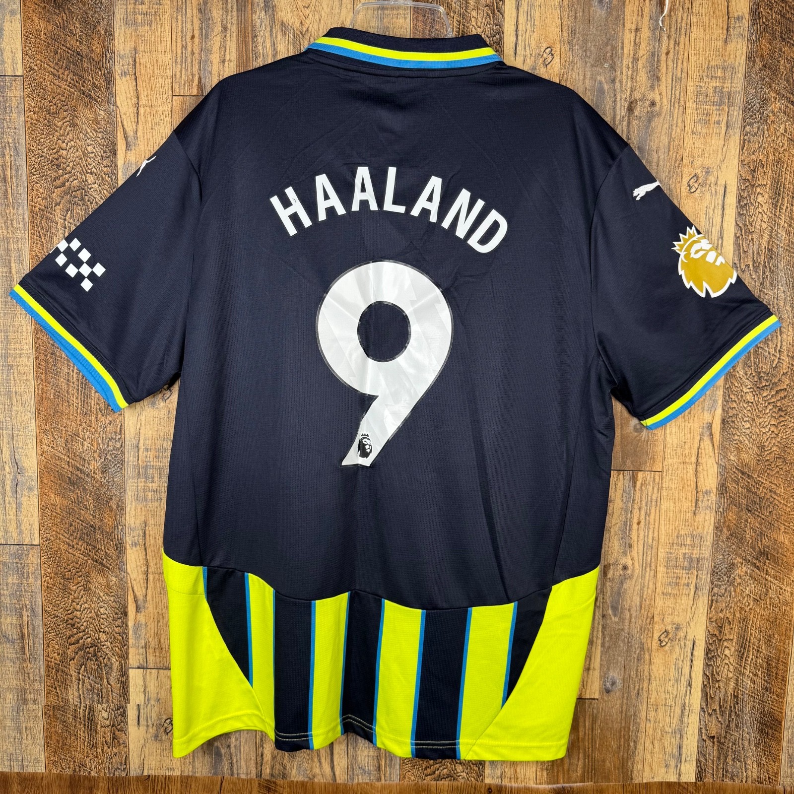 マンチェスター・シティ HAALAND 9 ブラックシャツ マンチェスターシティ HAALAND 9 ブラックシャツ