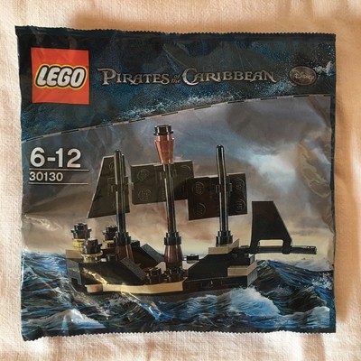2x Lego Fluch der Karibik Jack Sparrow mit Boot und Mini Black Pearl OVP