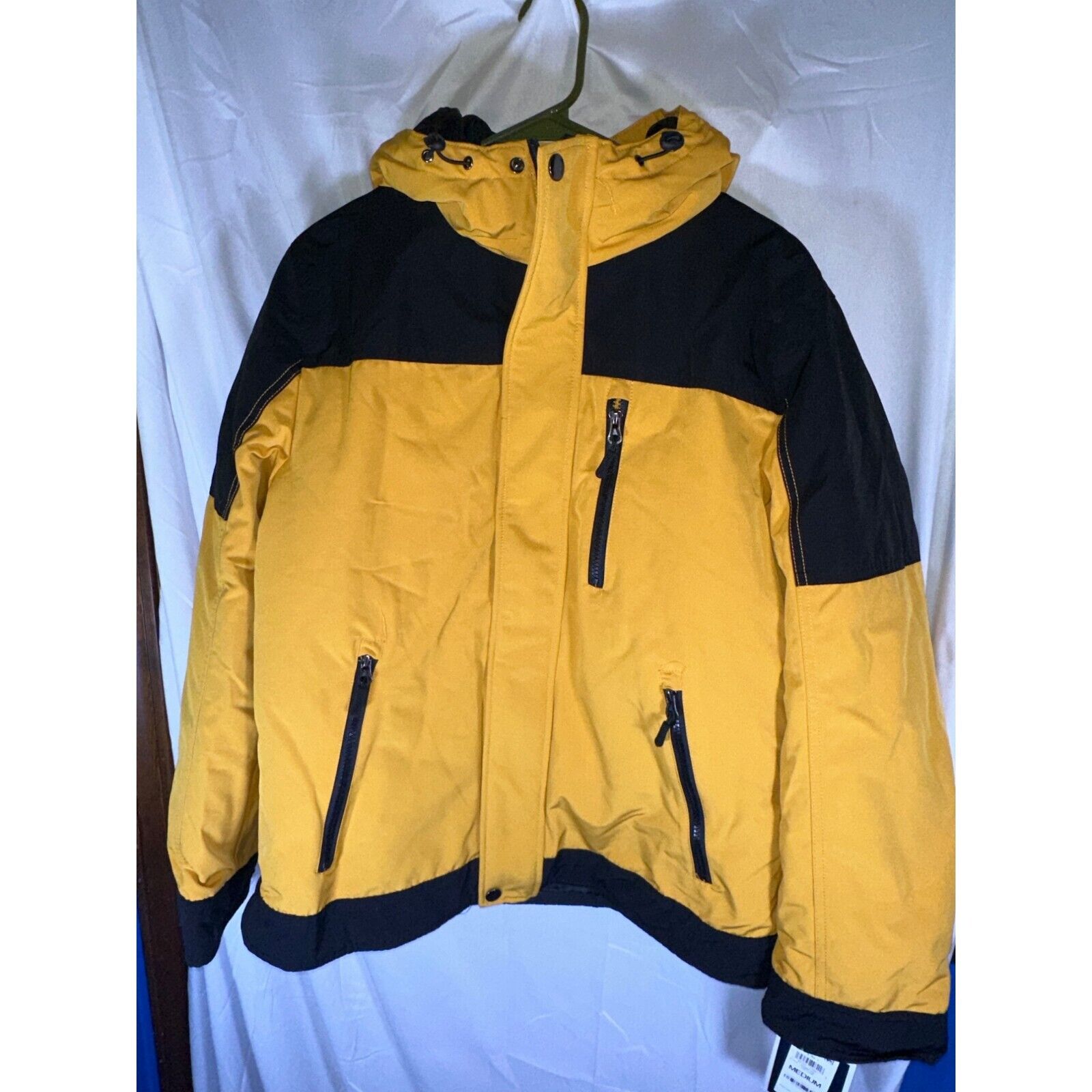 Club Room Performance Men's 3-in-1 Hooded Winter Jacket, Yellow, NWT, Size M Club Room Performance Men's 3-in-1 Hooded Winter Jacket, Yellow, NWT, Size M