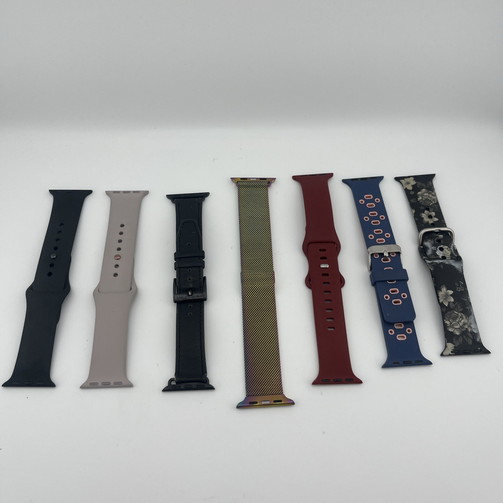 7 Apple Watch Sport Bands Various Types, Sizes, and Colors