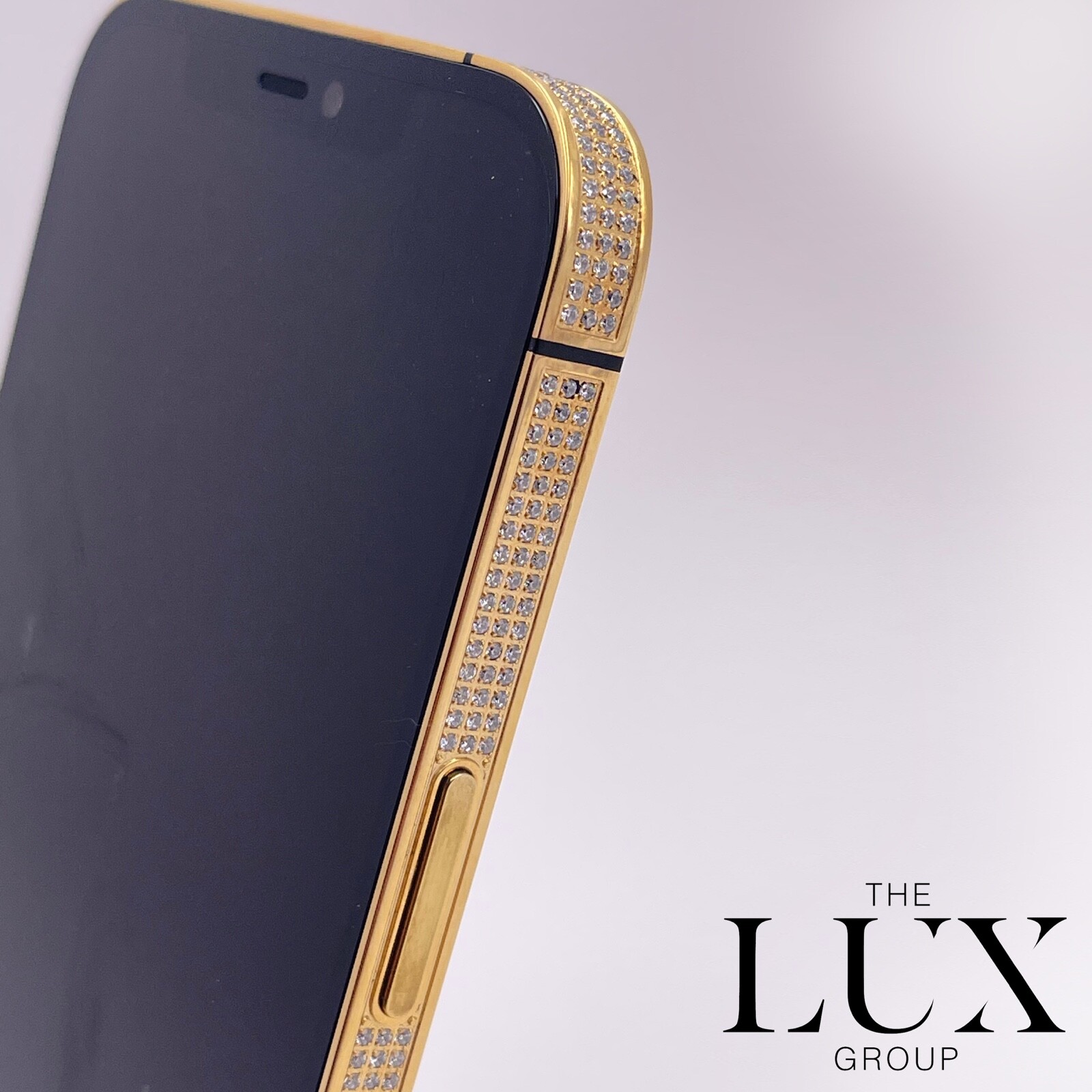 24k Iphone 13 Pro 1 Tb Max Gold Plated Unlocked Brand New Gsm Cdma Diamonds Kupit S Dostavkoj Iz Ssha Cena 511 269 Rub