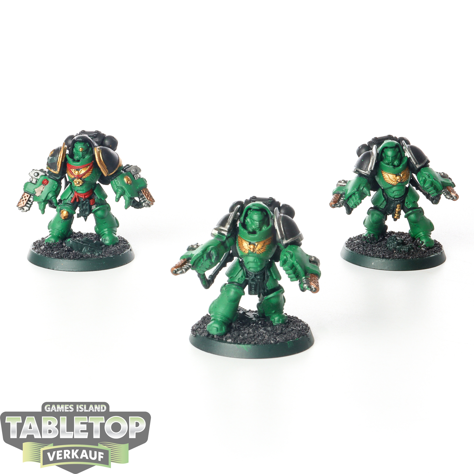Dark Angels - 3 Primaris Aggressors - teilweise bemalt