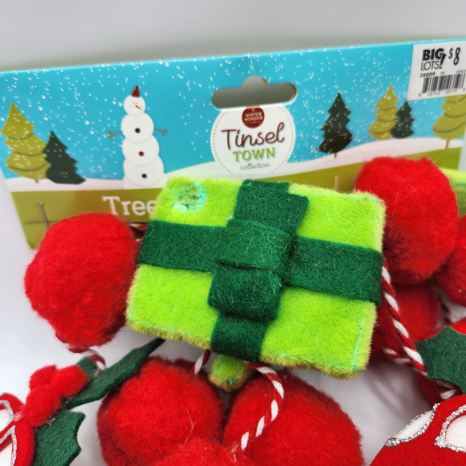 Winter Wonder Lane Tree Garland Cars Presents Holly Tinsel Town Felt and Foam
