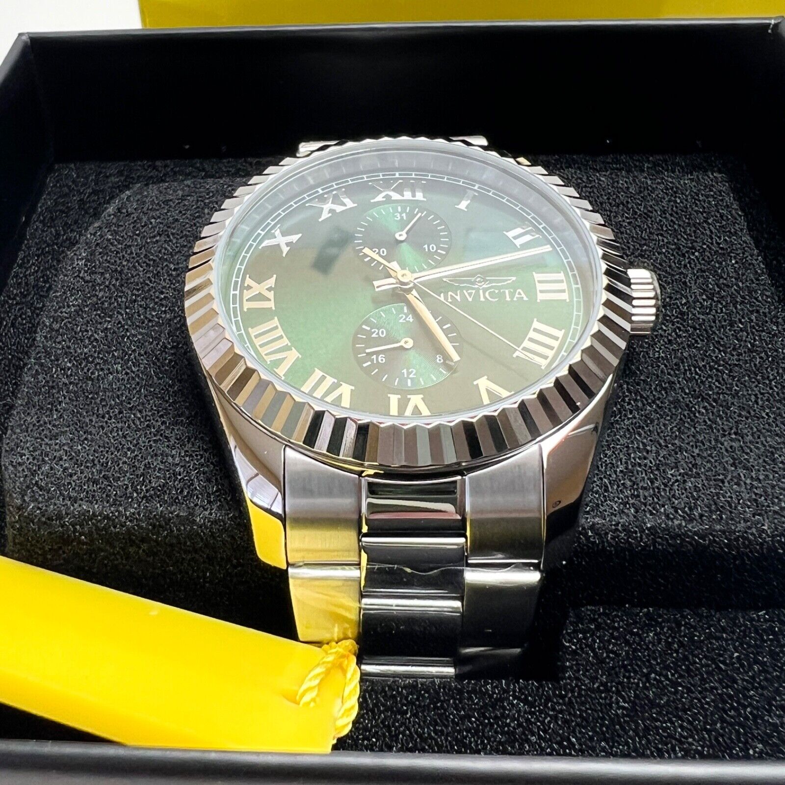 NEW INVICTA Men's Green-Face Fluted Date Oyster Stainless NEW INVICTA Men's Green-Face Fluted Date Oyster Stainless