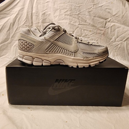 29.0 新品 箱タグ付き NIKE ZOOM VOMERO 5 29 29.0 新品 箱タグ付き NIKE ZOOM VOMERO 5 29 - メルカリ