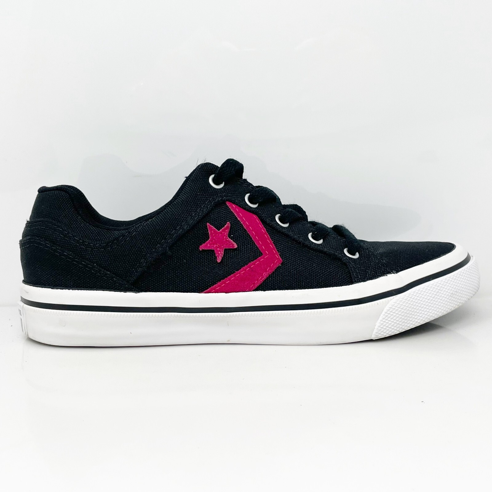 

Converse Womens District Ballistic 561784C Черные повседневные кроссовки, размер 8, Черный, District Ballistic
