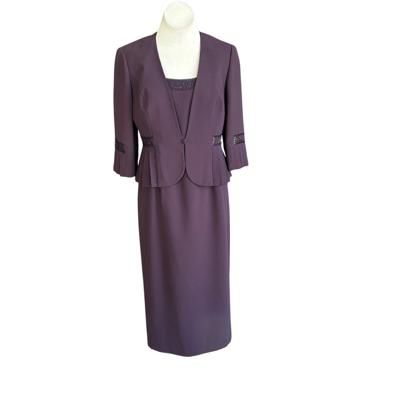 green emerald velvet dress Alex Evenings Women's Short Embroidered Mother of The Bride Jacket Dress,  Wedding Guest (Plus Size), Ice Sage, 14W at Amazon Women's Clothing store