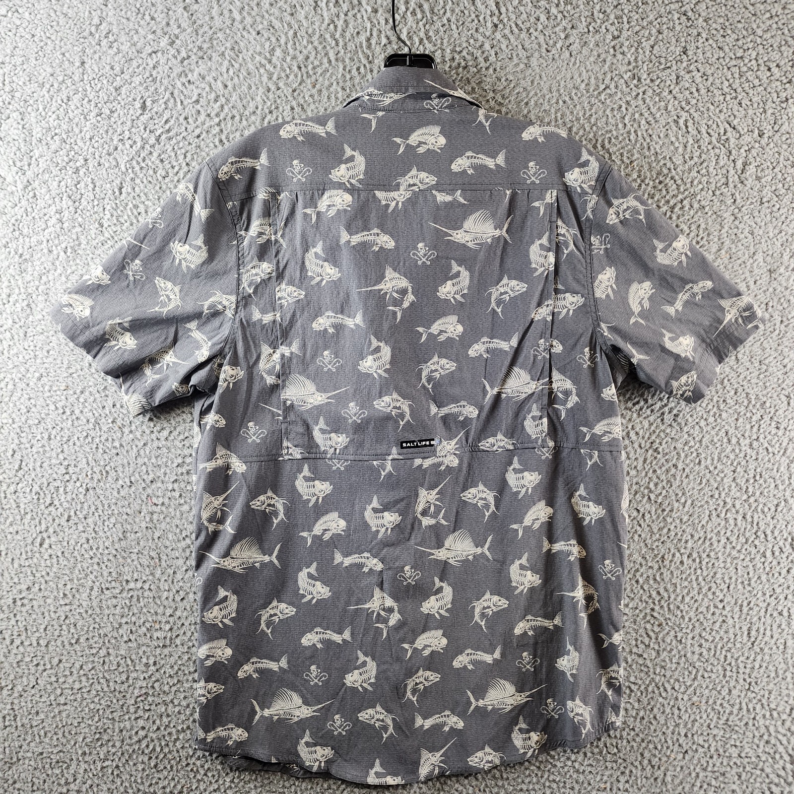 Salt Life Fish N Bones Short-Sleeve Button-Front Shirt Men's S Gray Collared - Picture 5 of 17