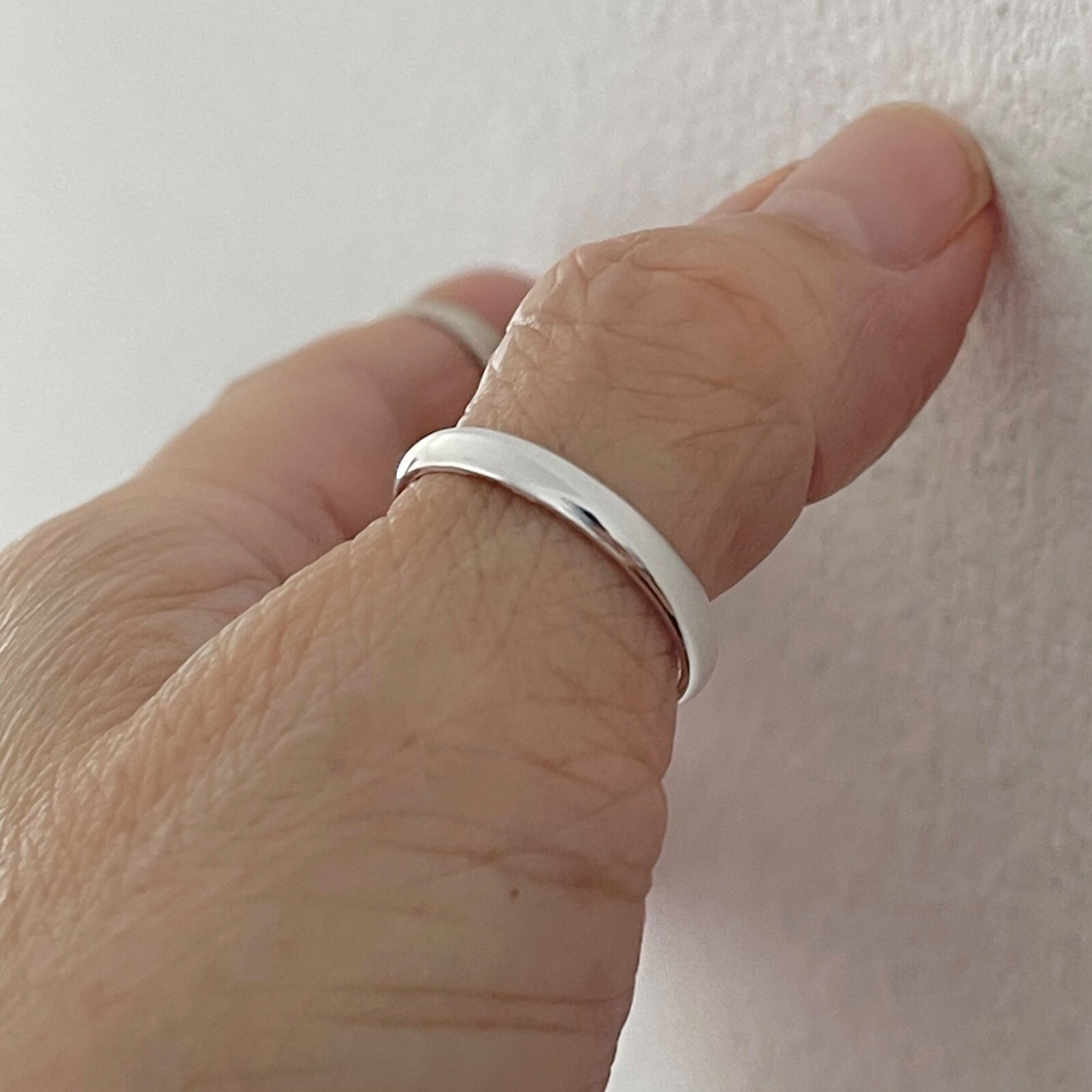 Sterling Silver Unisex 3MM High Polish Wedding Band, Silver