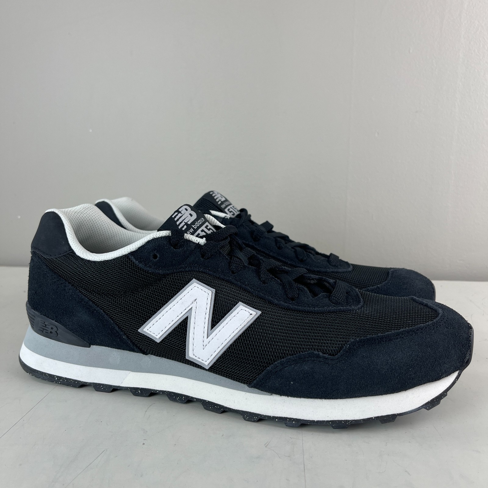 New Balance Sneakers Mens 11.5 Black 515 Suede Athletic Running Sports Casual