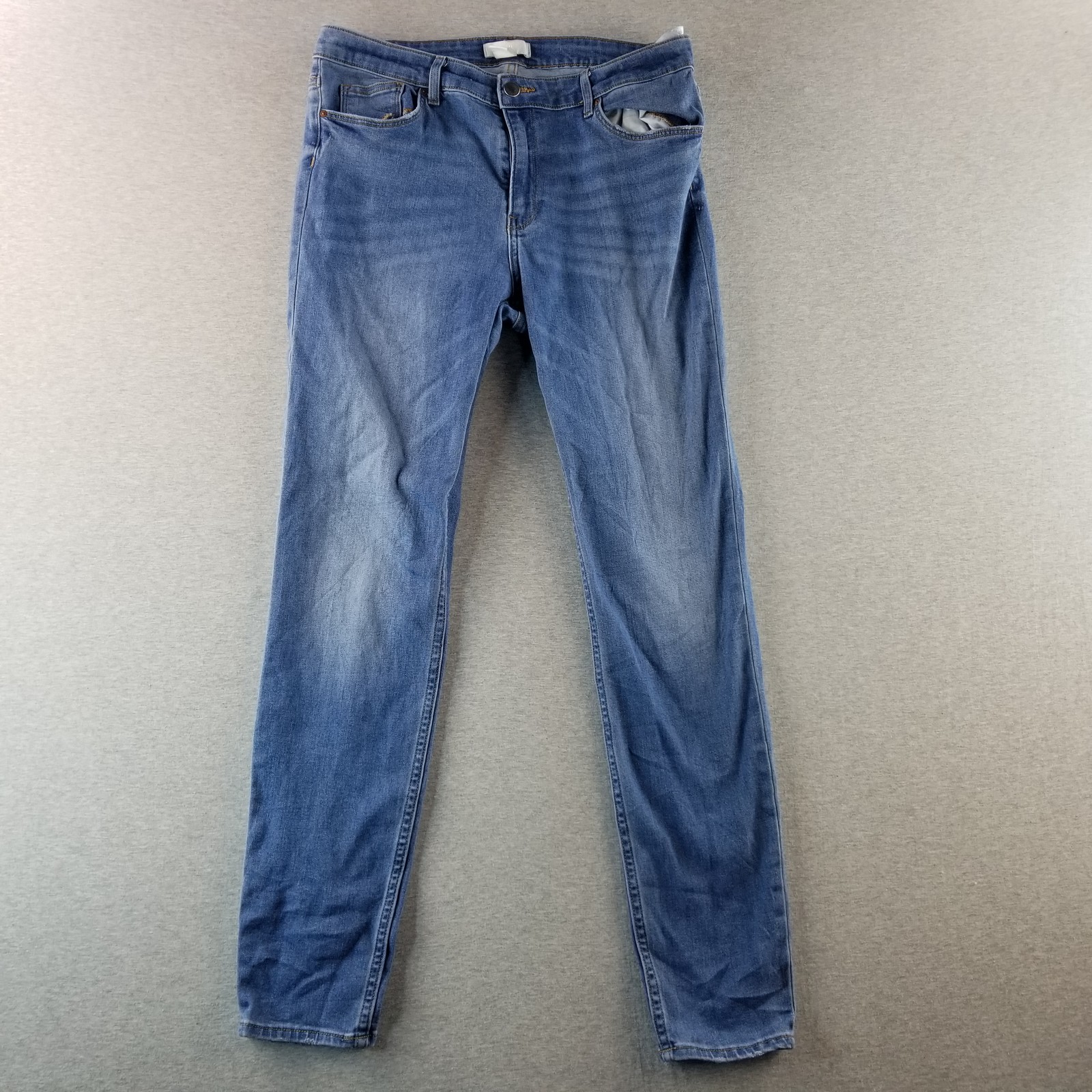 H&M Jeans Women's Sz 12 Stretch Mat. MedWash Normcore Cute Stylish