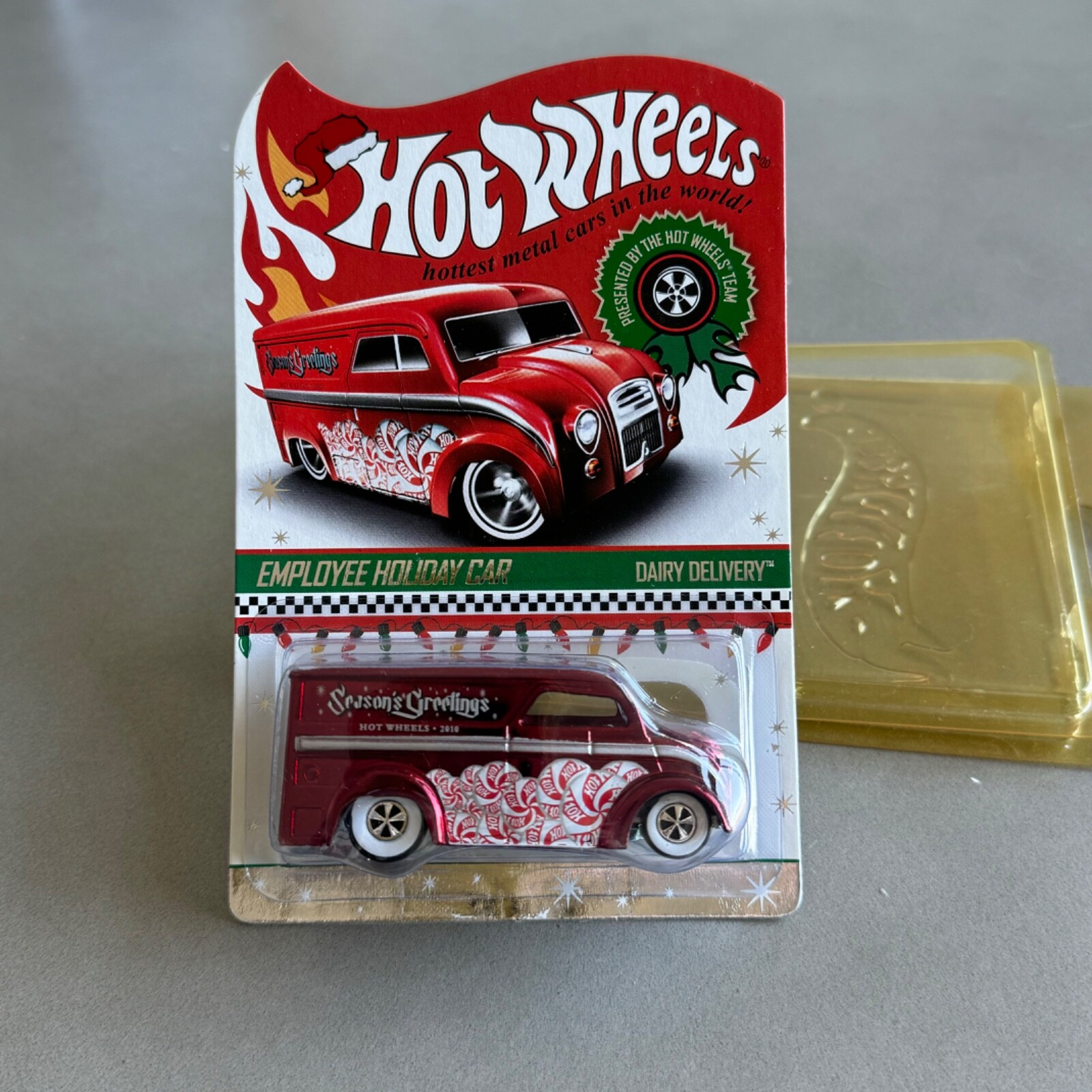 2010 Hot Wheels Mattel Numbered Employee Holiday Car Dairy
