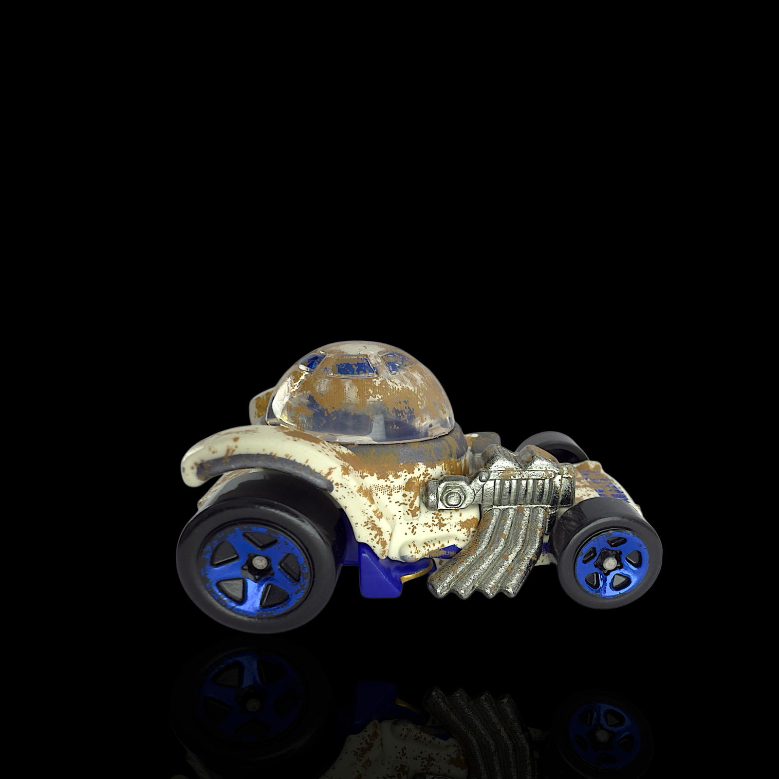 2014 Hot Wheels Star Wars ~ "Muddy" R2-D2 ~ Diecast