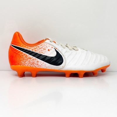 

Nike Boys Tiempo Legend 7 Club FG AO2300-118 Белые футбольные бутсы Размер 2Y, Белый, Tiempo Legend 7 Club FG