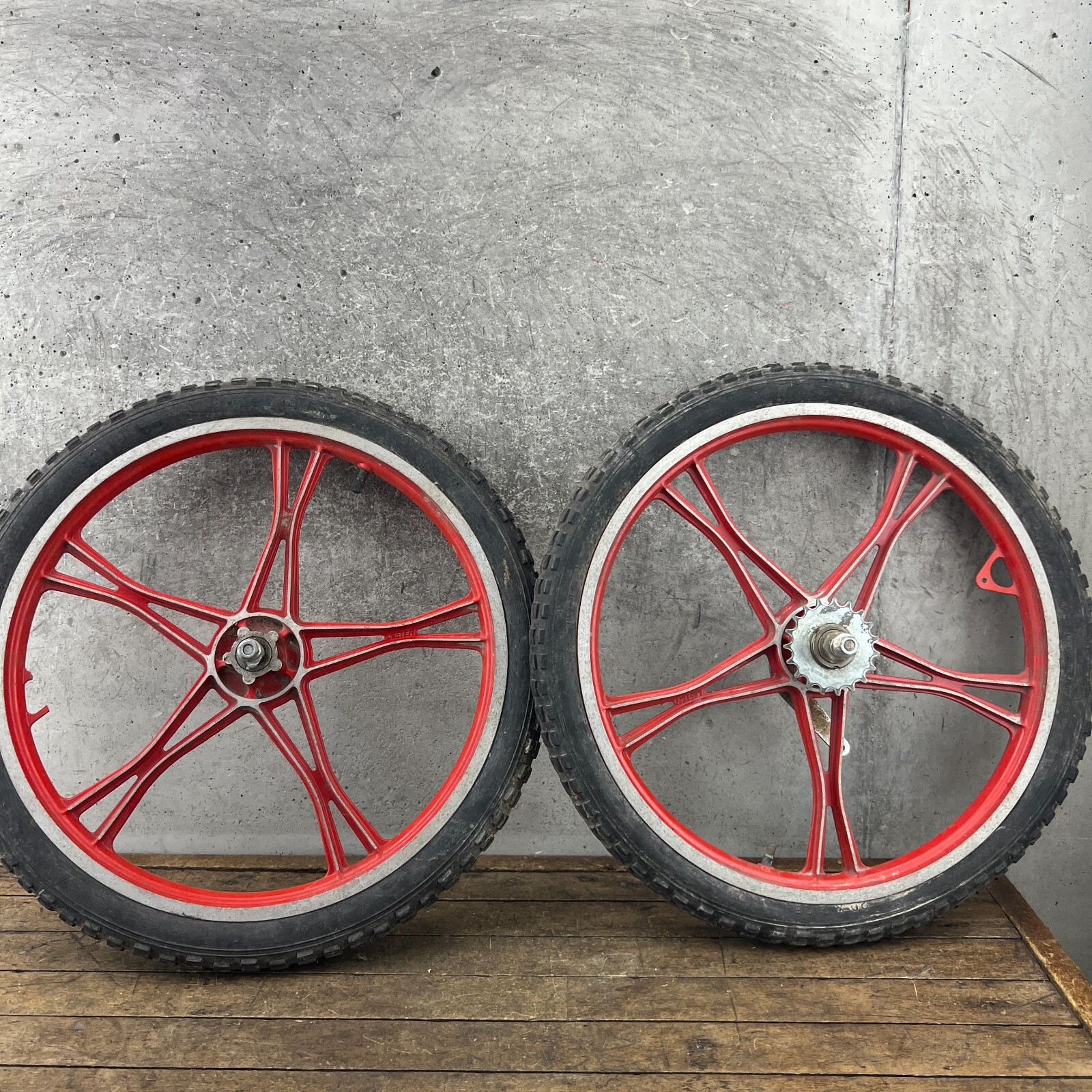 Old School BMX Lester Mags Wheel Set Red