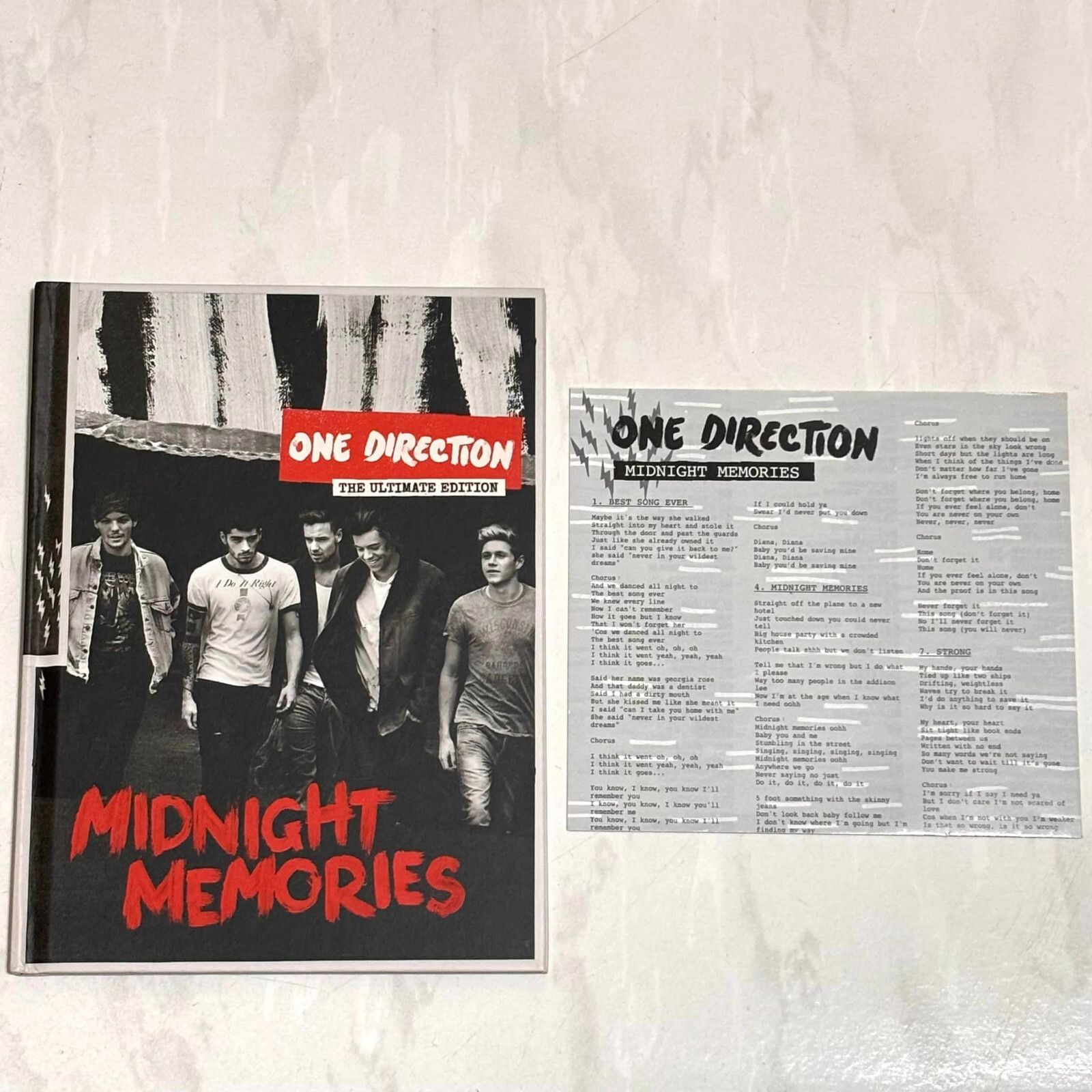 OneDirection CD新品まとめ売り One Direction 2013 Midnight Memories Ultimate Edition Taiwan CD w