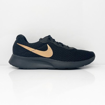 

Nike Womens Tanjun 812655-005 Черные кроссовки для бега, размер 8, Черный, Tanjun