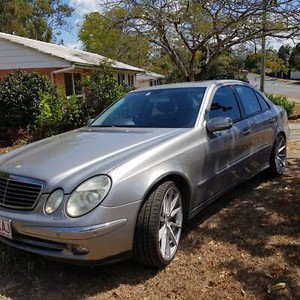 Мерседес е350 2005