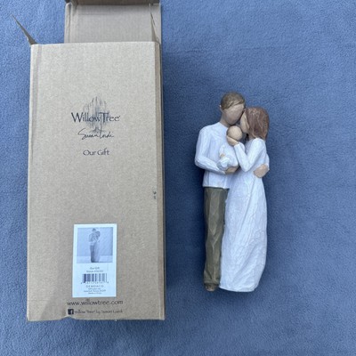 NEW in BOX Willow Tree Figurine Our Gift Couple with Baby Baby Shower Newborn