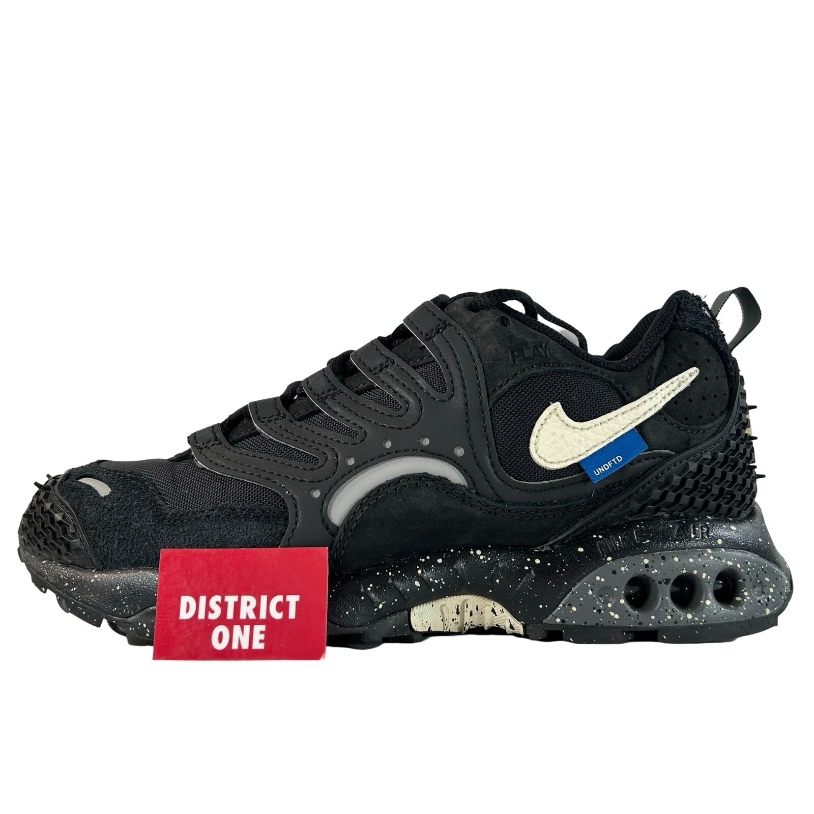新品未使用 UNDEFEATED × Nike Air Terra Humara UNDEFEATED x Nike Air Terra Humara Pack Arriving in 3