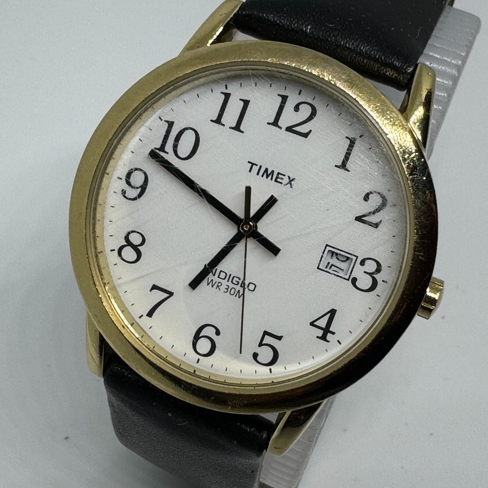 Timex Indiglo Quartz Watch Men 30m Gold Tone Date Easy Read