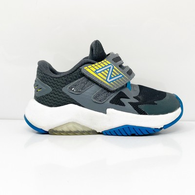 

New Balance Boys Rave Run ITRAVGY Серые повседневные кроссовки Кроссовки Размер 6 W, Серый, Rave Run