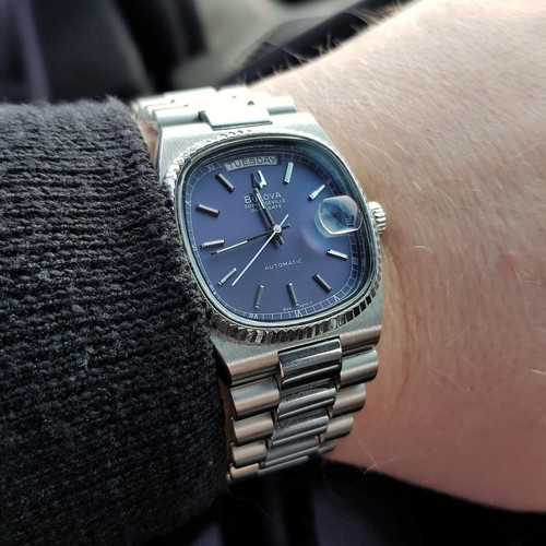 Pre-owned Bulova 96b440 Super Seville Quartz Sapphire Blue Dial Stainless Steel Watch