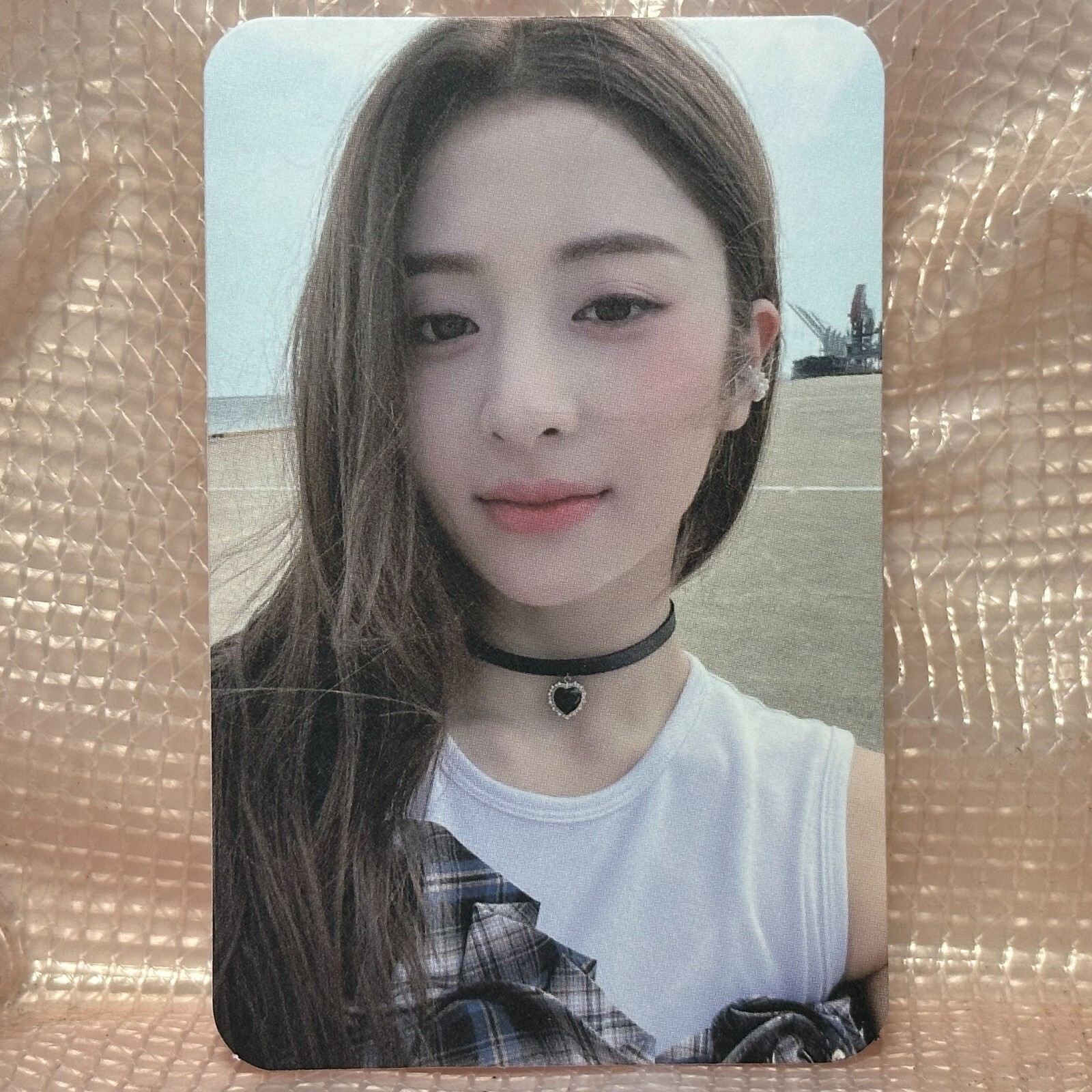 Yunjin Official Photocard Le Sserafim 2nd Mini Album Antifragile