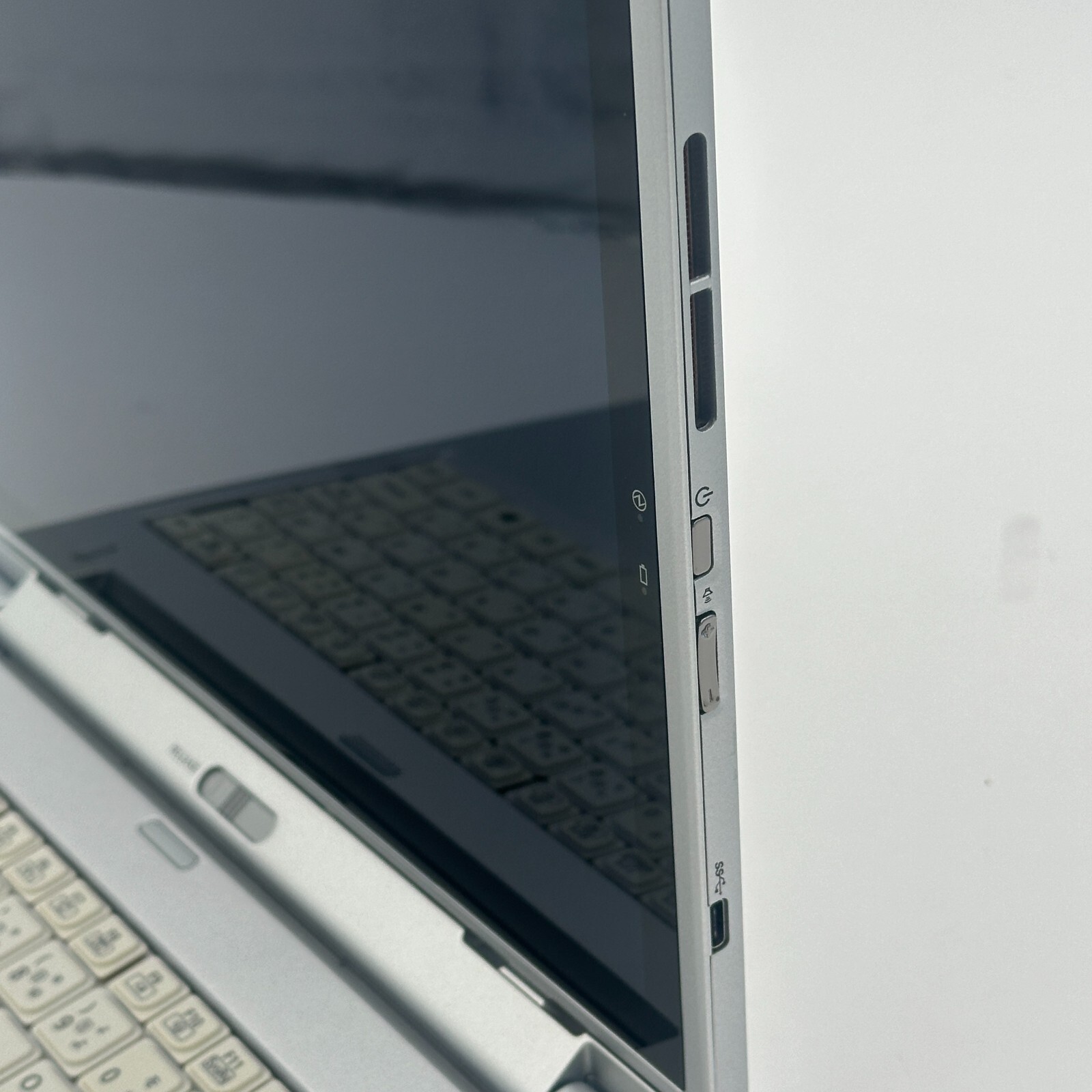 Panasonic CF-XZ6 LET'S NOTE i5-7300U 8 GB SSD 256GB 2in1 w Panasonic CF-XZ6 LET'S NOTE i5-7300U 8 GB SSD 256GB 2in1 w