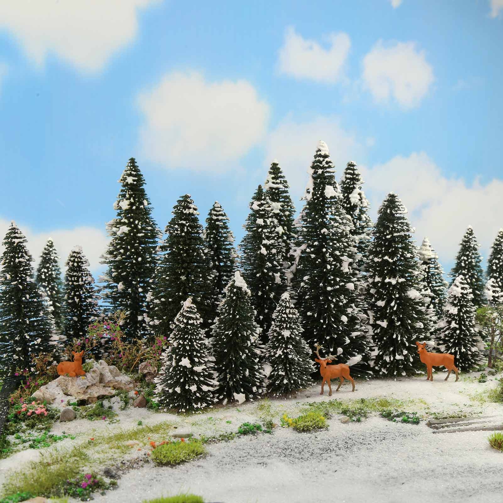 40pcs Miniature Winter Scene Model Snowy Pine Trees Deep Green HO O N Z Scale