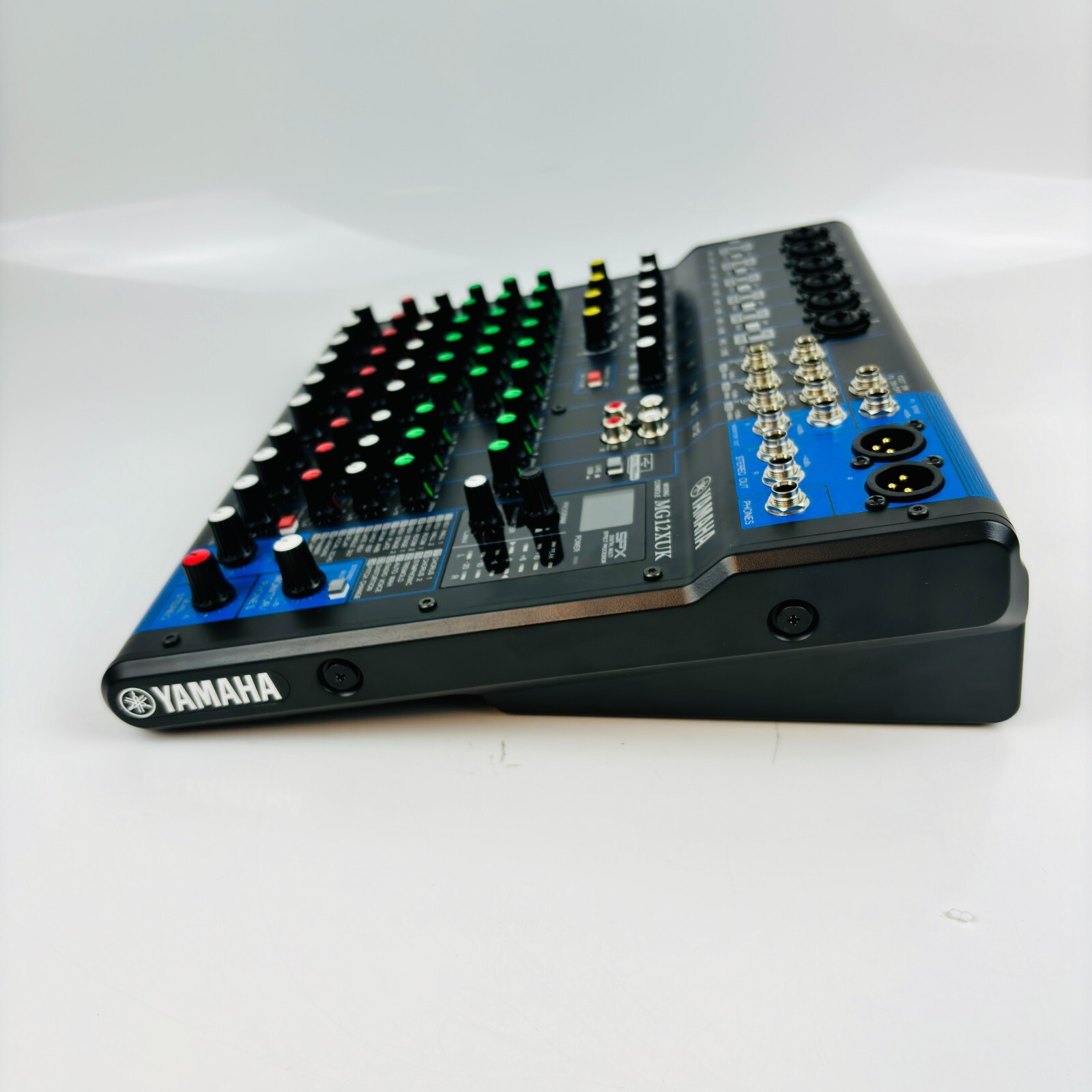 【週末特価‼️新品未使用‼️】YAMAHA / MG12XUK YAMAHA ( ヤマハ ) MG12XUK アナログミキサー 12ch 送料無料