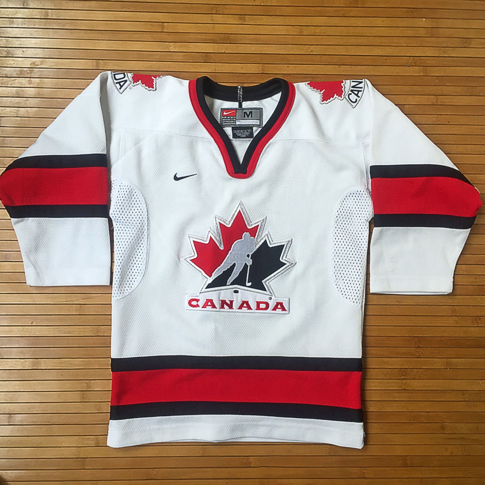 CANADA NATIONAL TEAM ICE HOCKEY SHIRT JERSEY NIKE SIZE M(10-12 