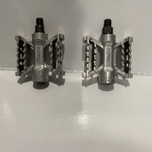 Vintage Odyssey Triple Trap BMX Bike Pedals 1/2